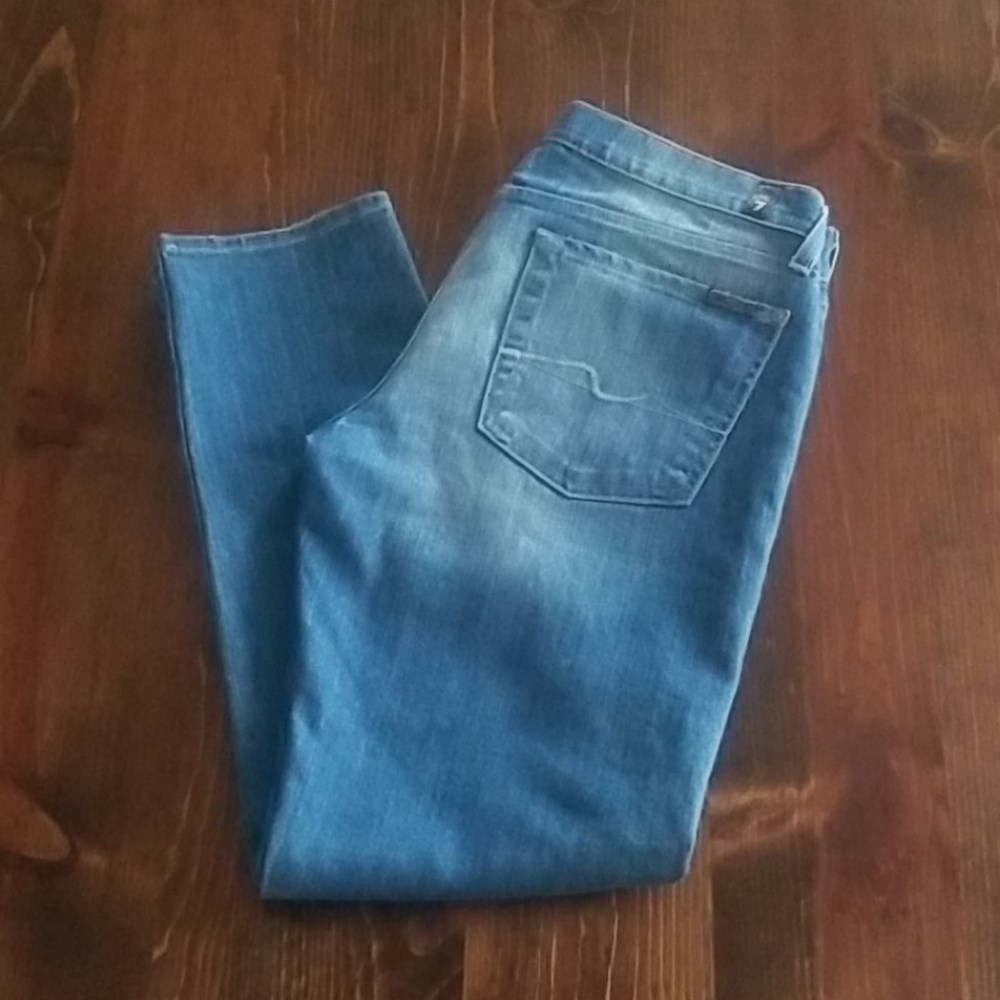 💙 3/$30 Denim! EUC 7FAM boyfriend jeans sz 28